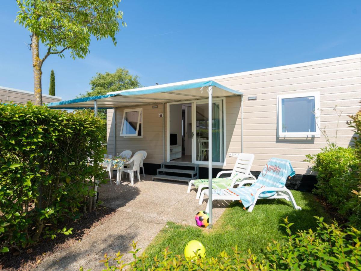 Holiday Home Garda Suite Deluxe By Interhome Рівольтелла Екстер'єр фото